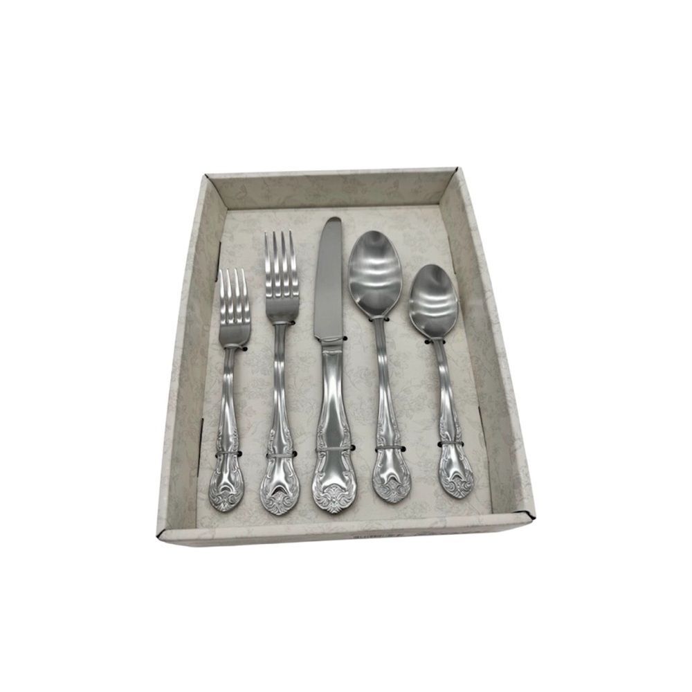 The Pioneer Woman Agatha Silver Flatware Set